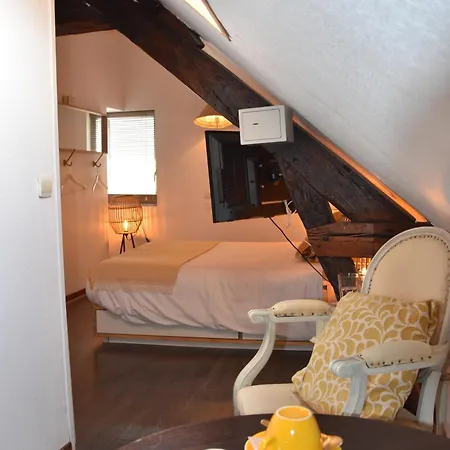 Les Demoiselles Couette-café Honfleur