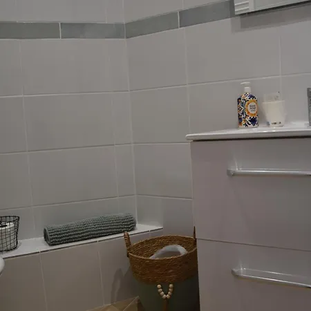 Les Demoiselles Honfleur