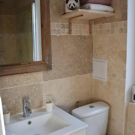 Oda ve Kahvaltı Les Demoiselles Honfleur