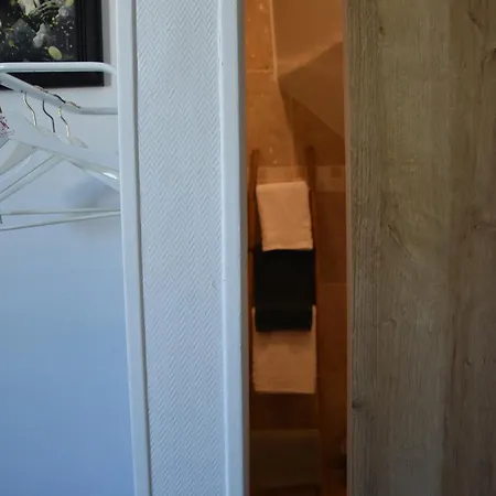 Bed and Breakfast Les Demoiselles Ονφλέρ