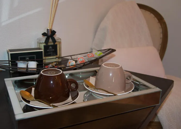 Les Demoiselles Bed and Breakfast Ονφλέρ