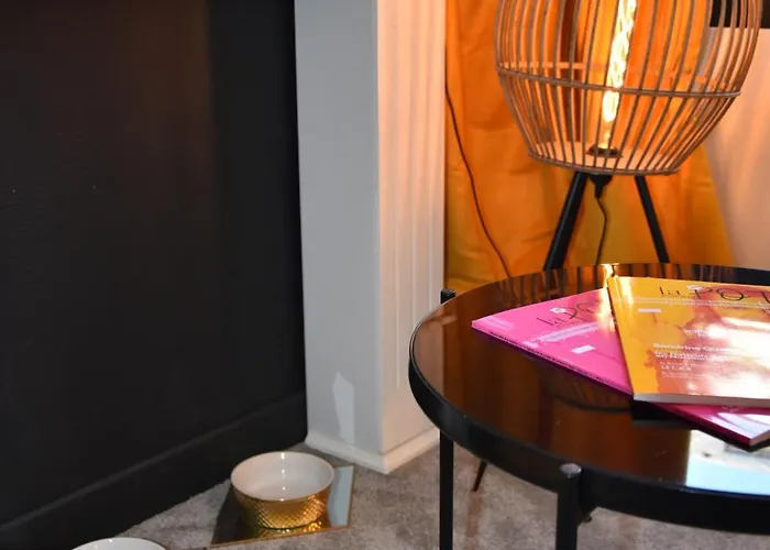 Les Demoiselles Ονφλέρ