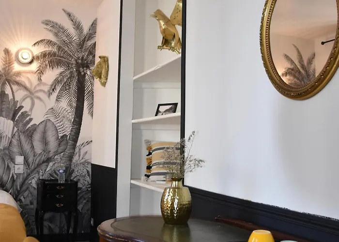 Bed and Breakfast Les Demoiselles Ονφλέρ